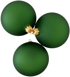 julekugler i intens grøn mat